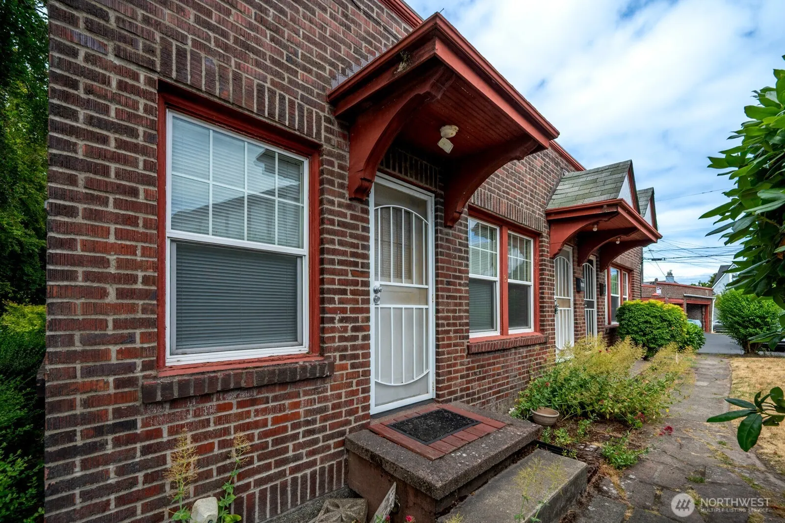 1748 S Hanford Street , Seattle, WA 98144