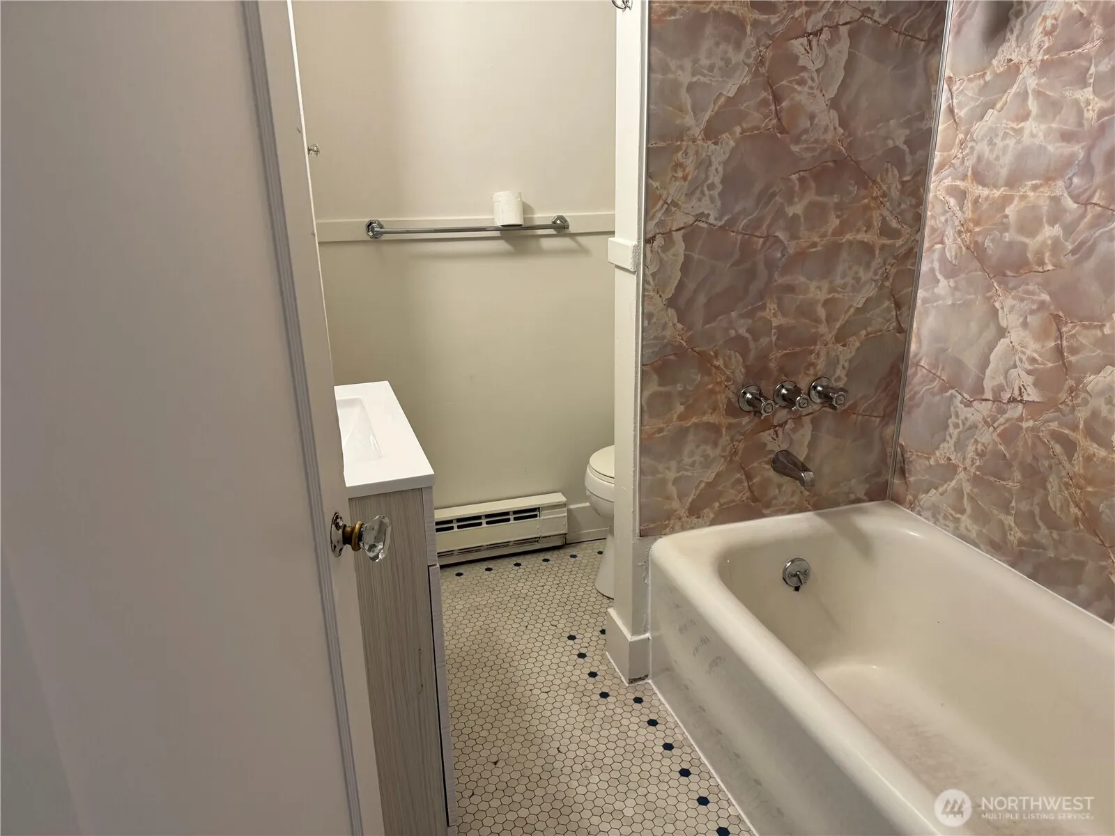 1748 S Hanford Street , Seattle, WA 98144