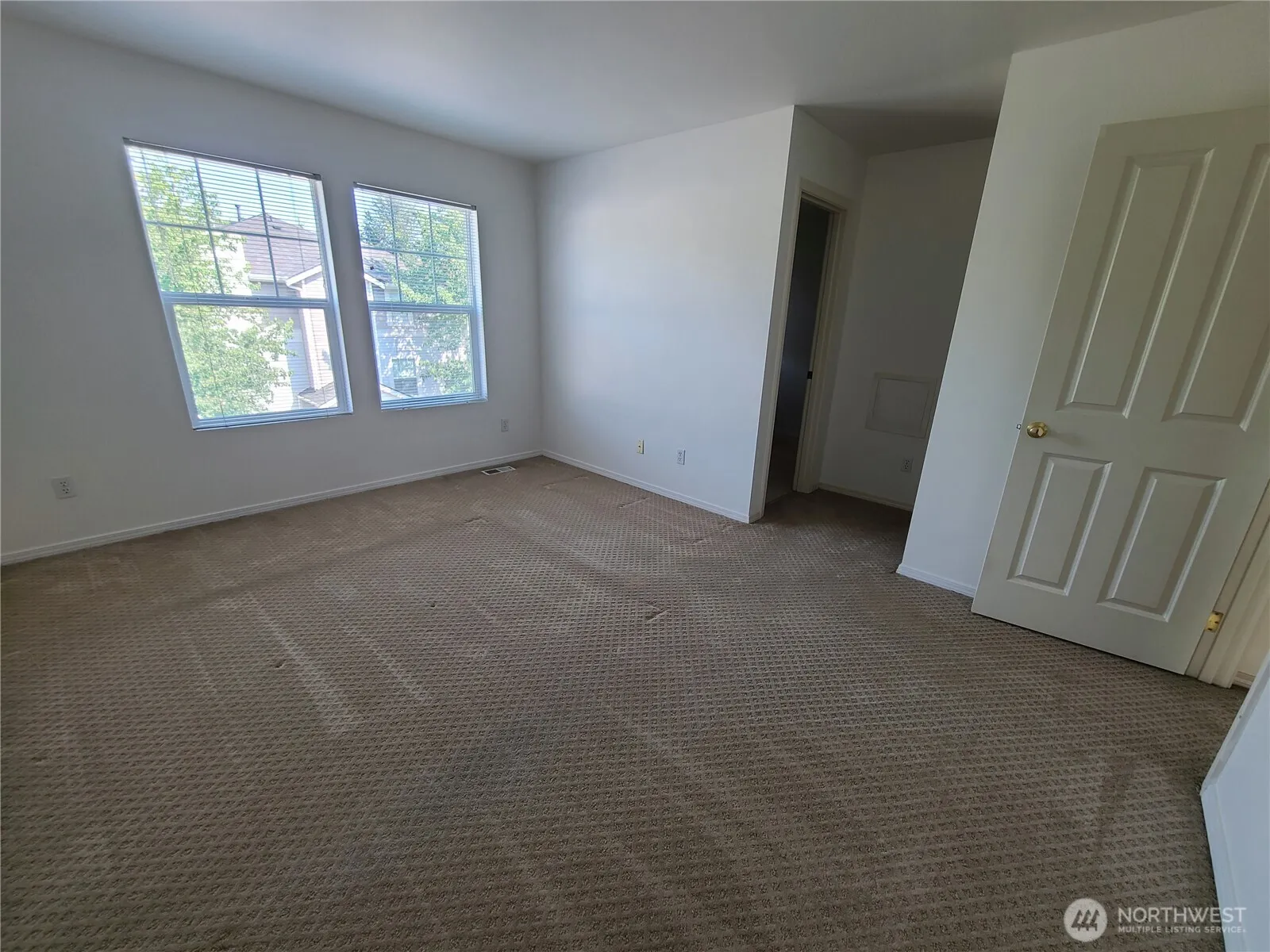 6119 S 233rd Street #19-6, Kent, WA 98032
