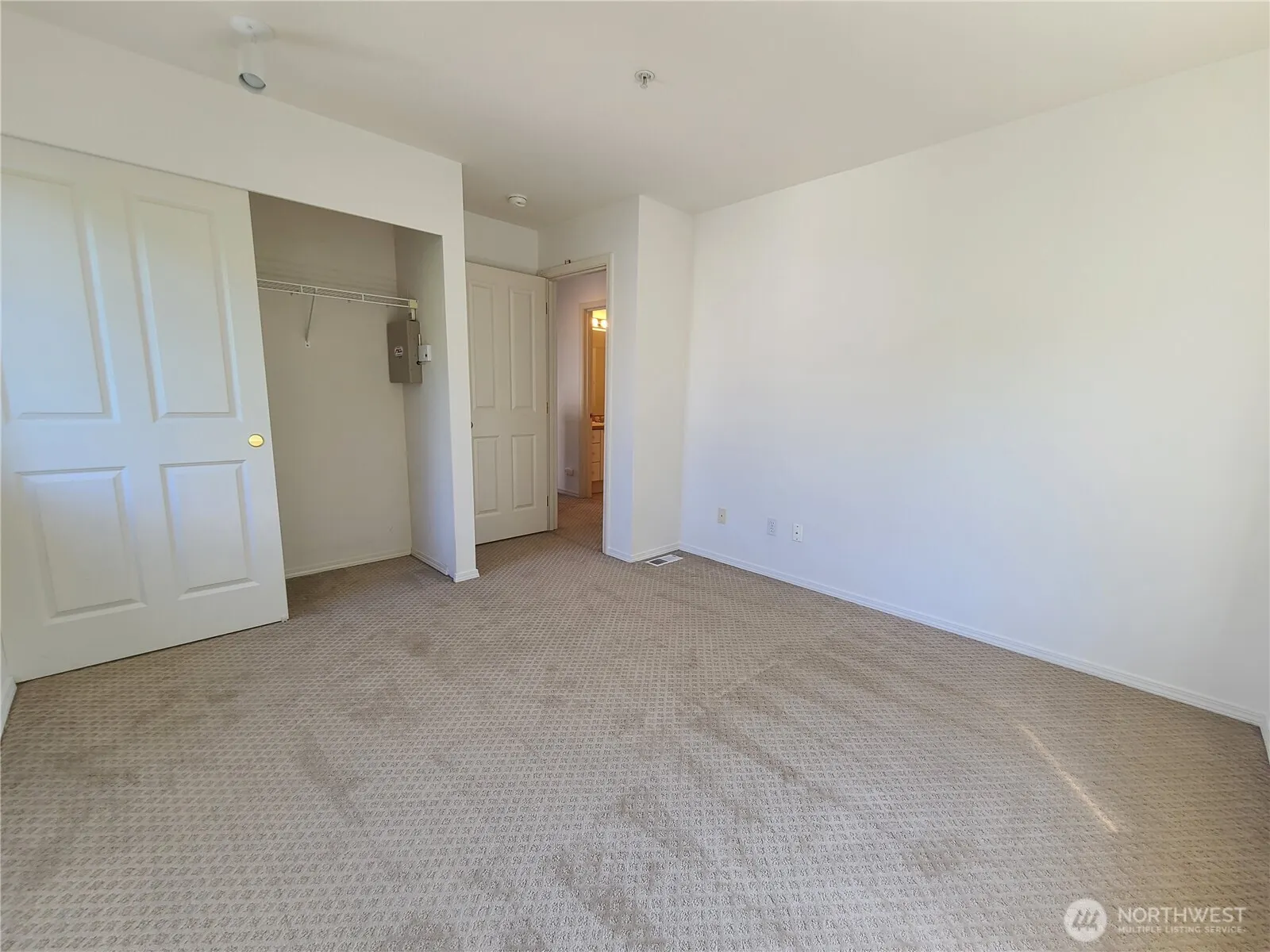 6119 S 233rd Street #19-6, Kent, WA 98032