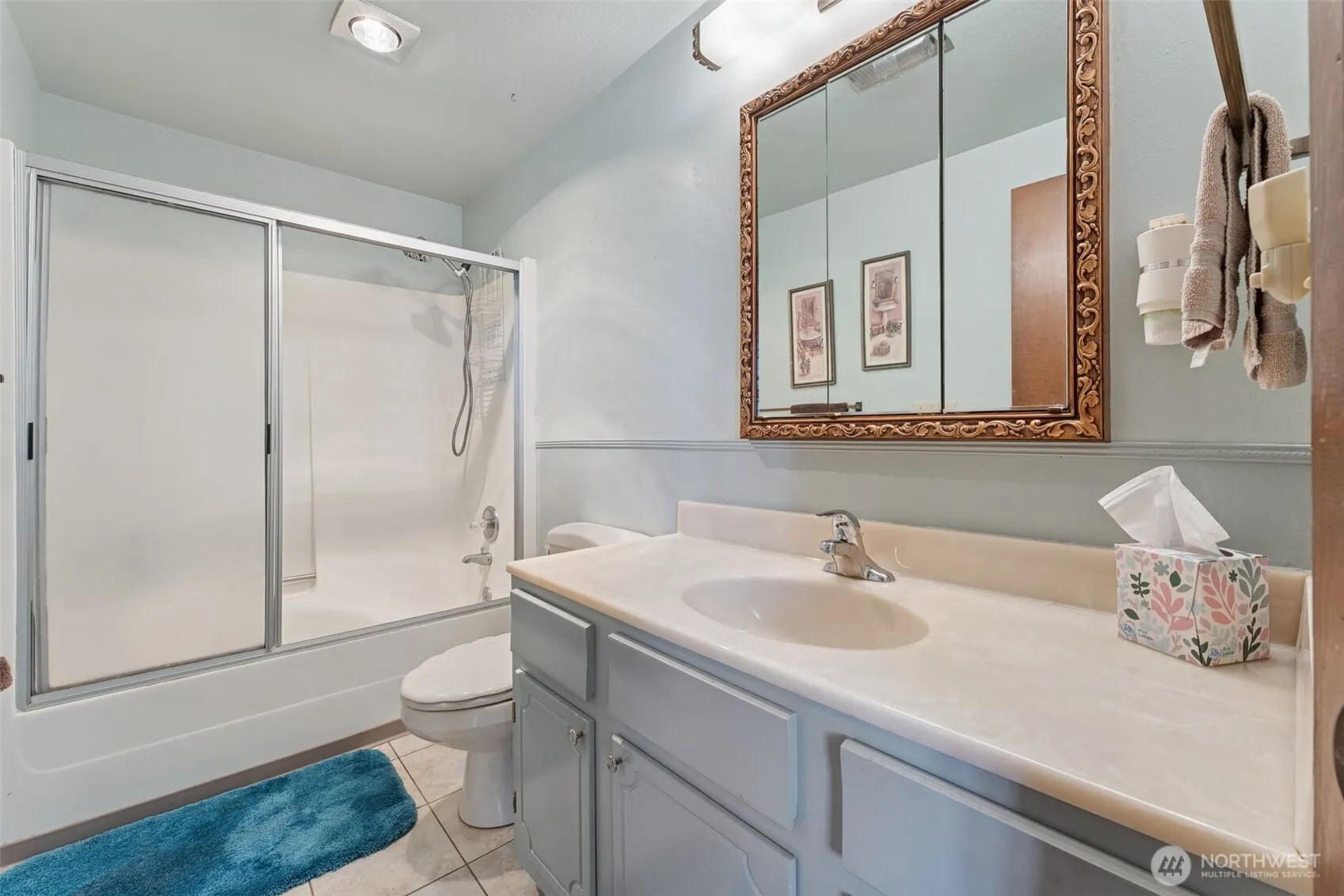 4233 S 252nd Place , Kent, WA 98032