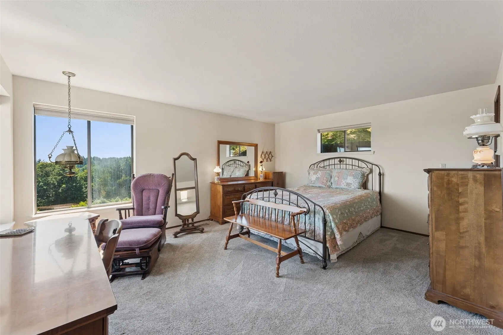 4233 S 252nd Place , Kent, WA 98032