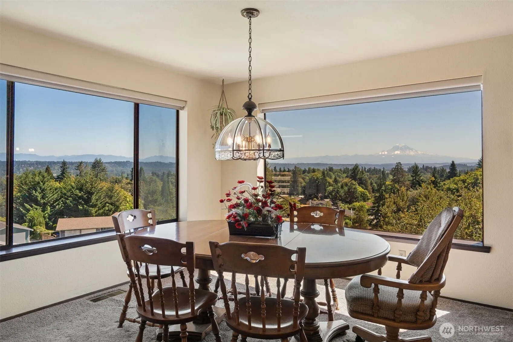 4233 S 252nd Place , Kent, WA 98032