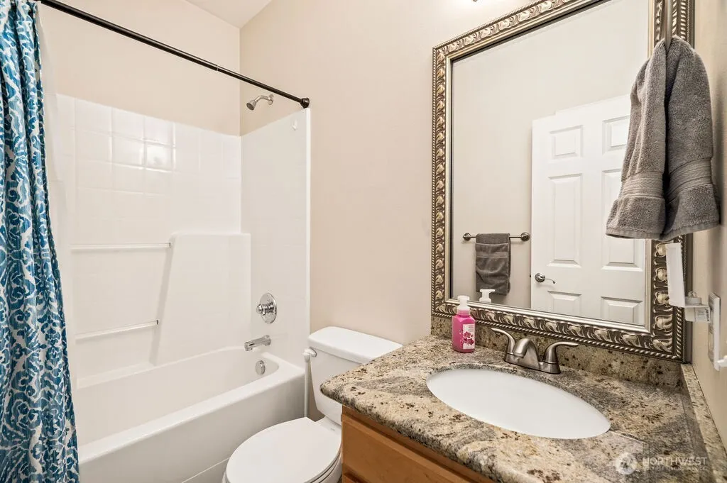 19812 13th Place W, Lynnwood, WA 98036