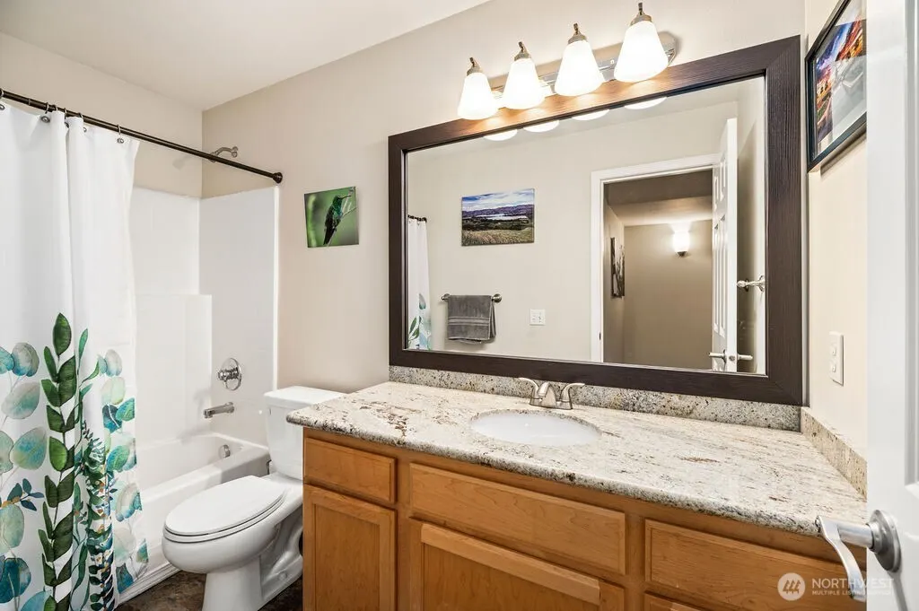 19812 13th Place W, Lynnwood, WA 98036