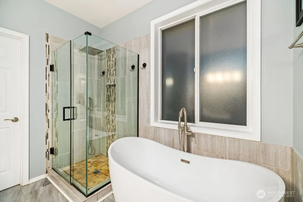 19812 13th Place W, Lynnwood, WA 98036