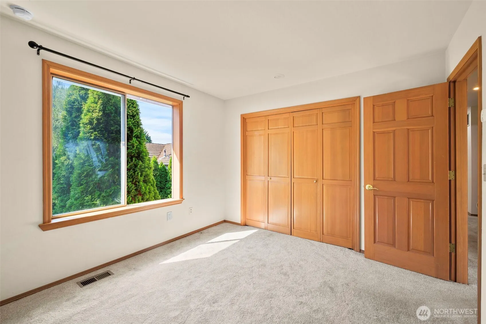 13513 SE 239th Street , Kent, WA 98042-3278