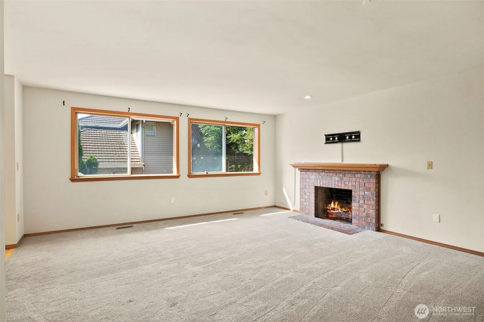 13513 SE 239th Street , Kent, WA 98042-3278