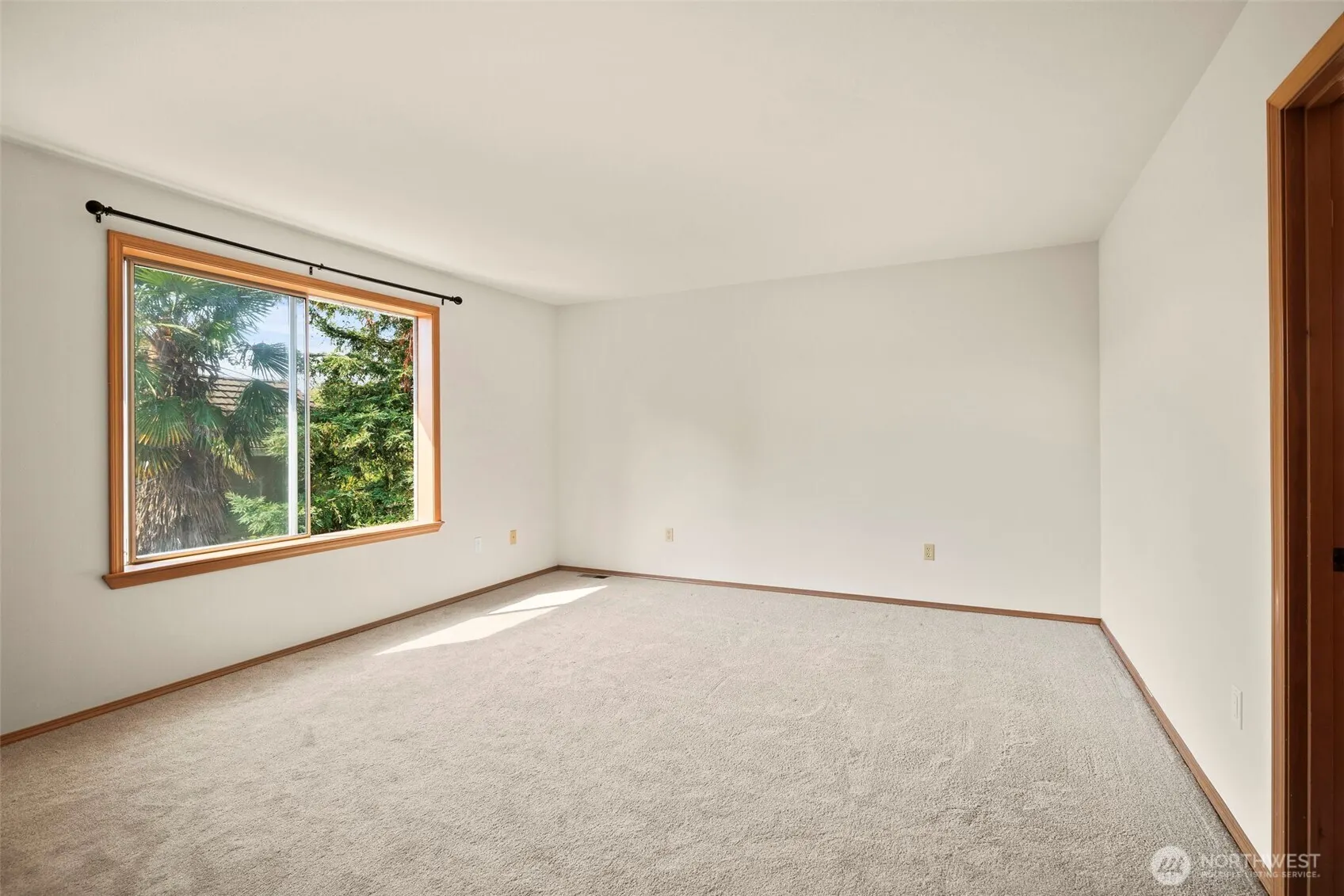 13513 SE 239th Street , Kent, WA 98042-3278