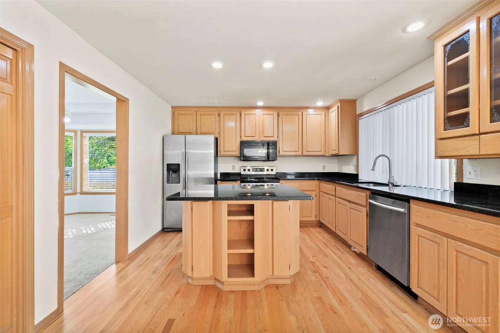 13513 SE 239th Street , Kent, WA 98042-3278
