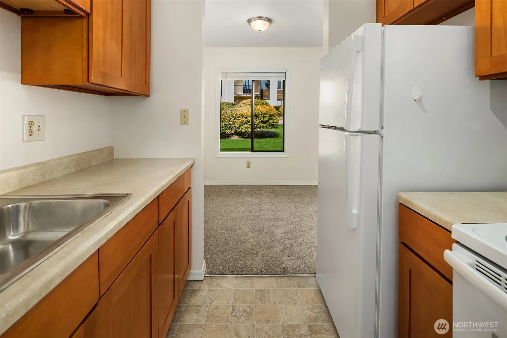 12424 NE 145th Street #C-25, Kirkland, WA 98034