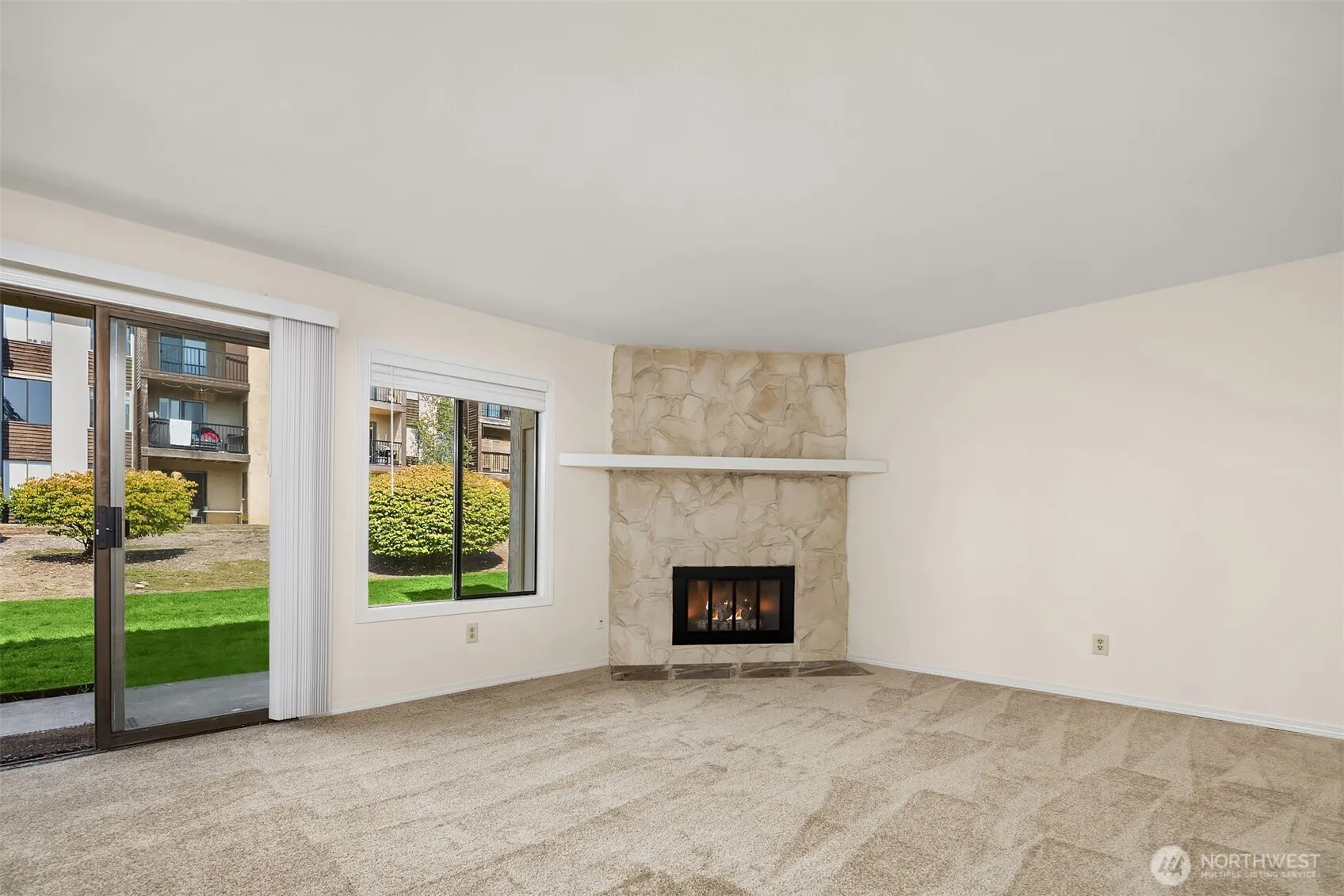 12424 NE 145th Street #C-25, Kirkland, WA 98034