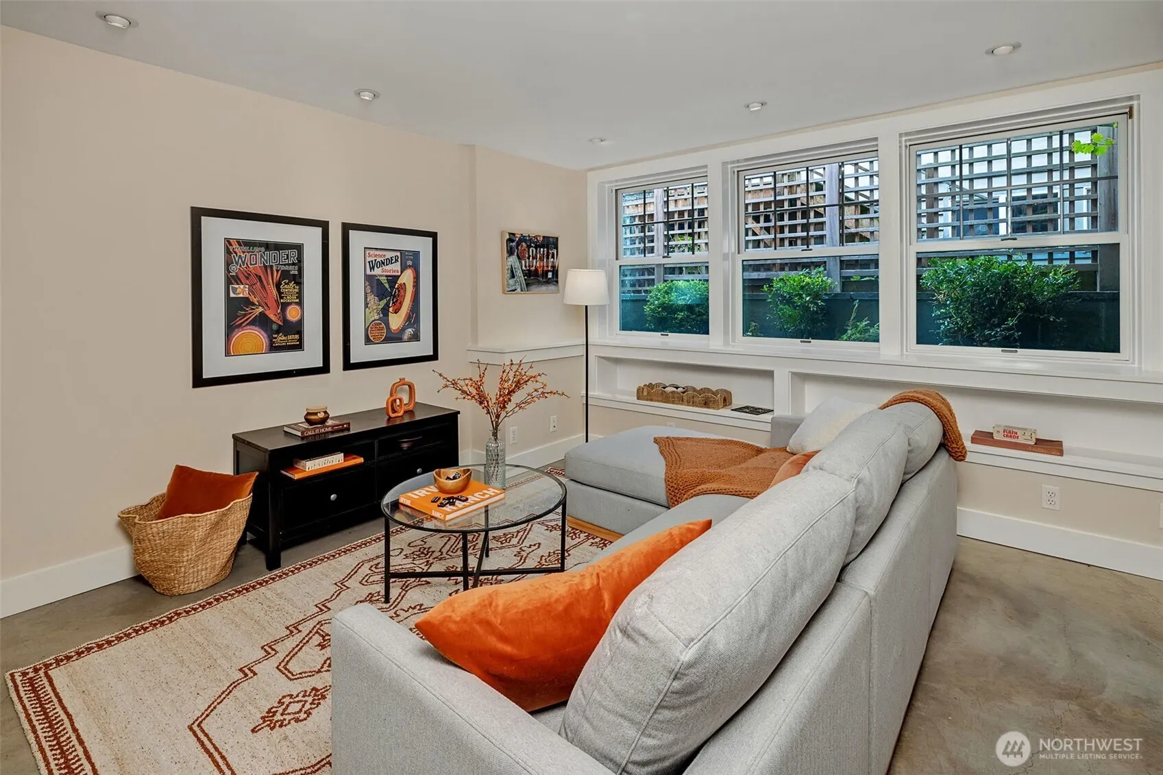 7344 Keen Way N, Seattle, WA 98103-4831