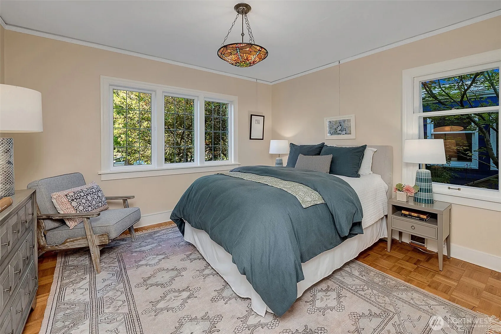 7344 Keen Way N, Seattle, WA 98103-4831