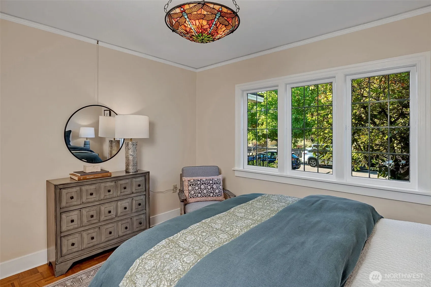 7344 Keen Way N, Seattle, WA 98103-4831