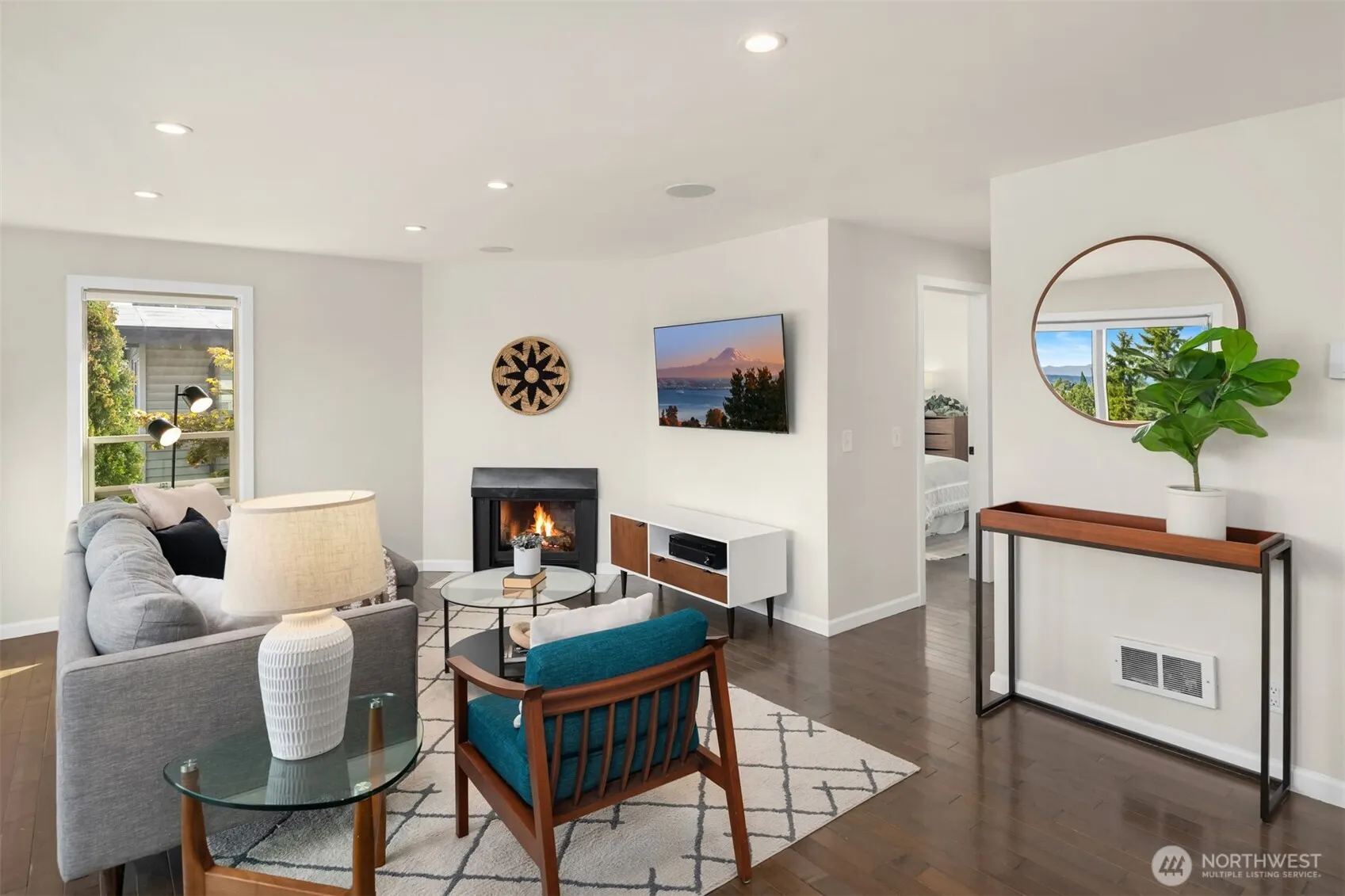 6519 35th Avenue NE #201, Seattle, WA 98115-7302