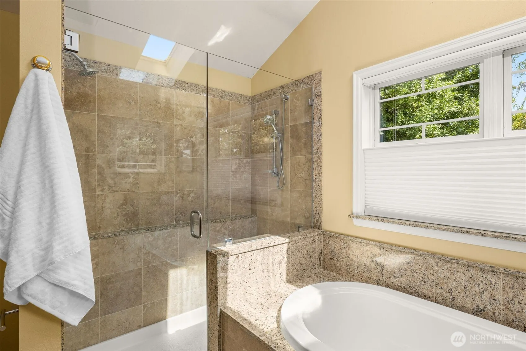 3222 39th Avenue SW, Seattle, WA 98116
