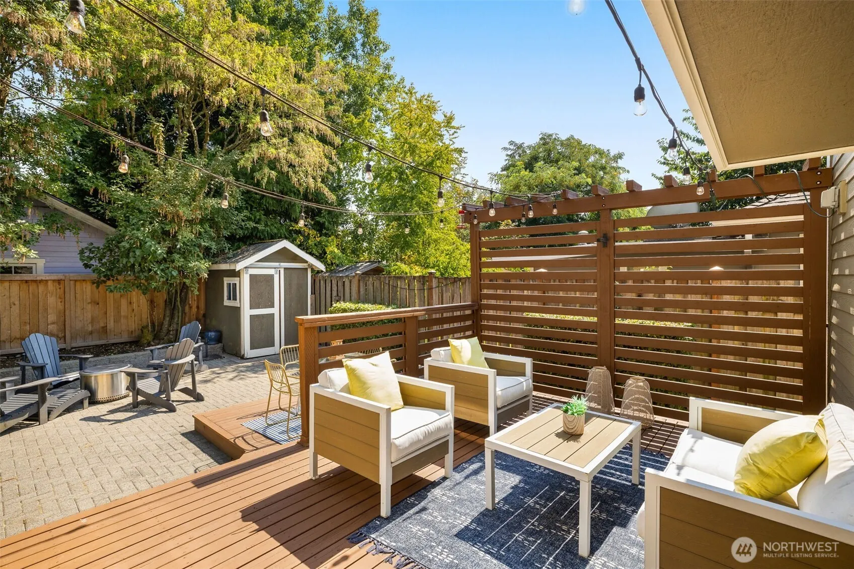 3222 39th Avenue SW, Seattle, WA 98116