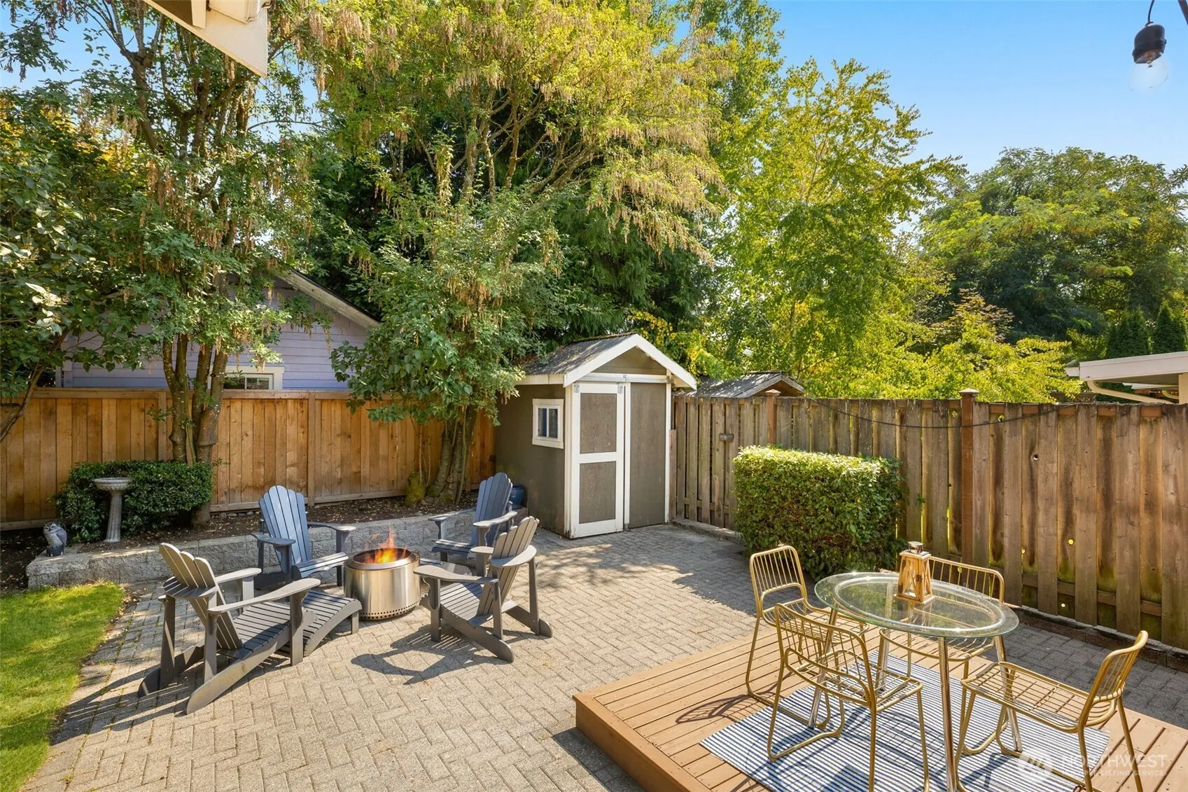 3222 39th Avenue SW, Seattle, WA 98116