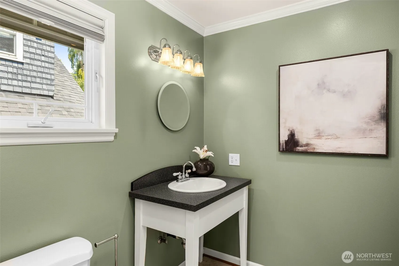 3222 39th Avenue SW, Seattle, WA 98116