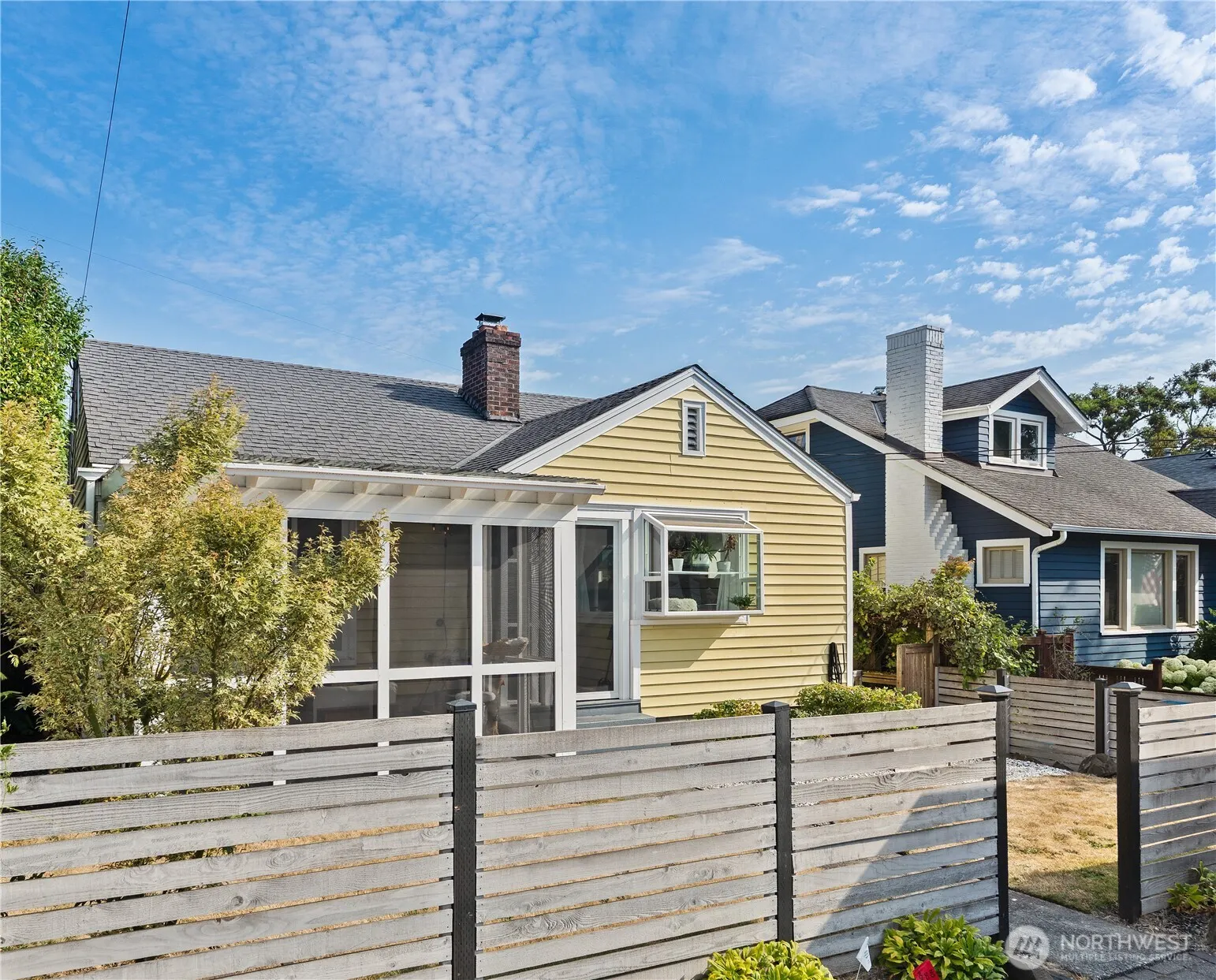 742 N 100 Street , Seattle, WA 98133