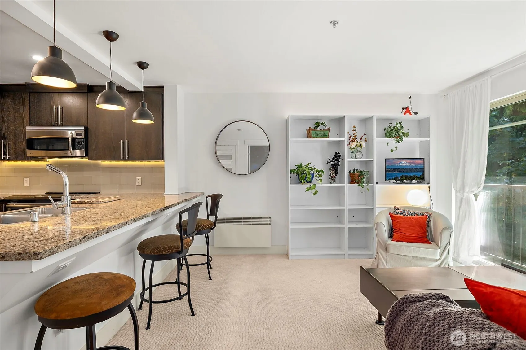 511 100th Avenue NE #305, Bellevue, WA 98004