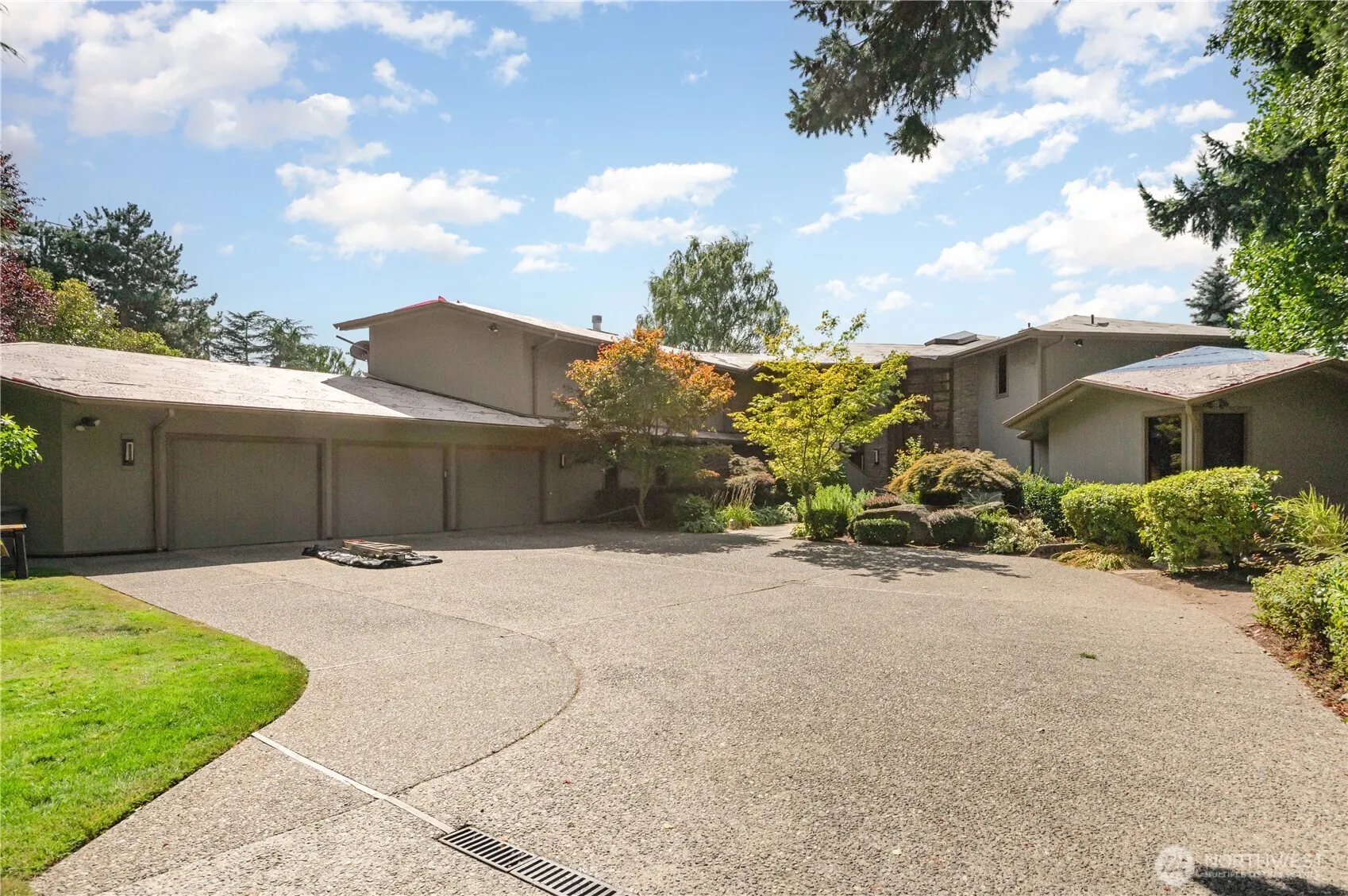 88 Cascade Key , Bellevue, WA 98006