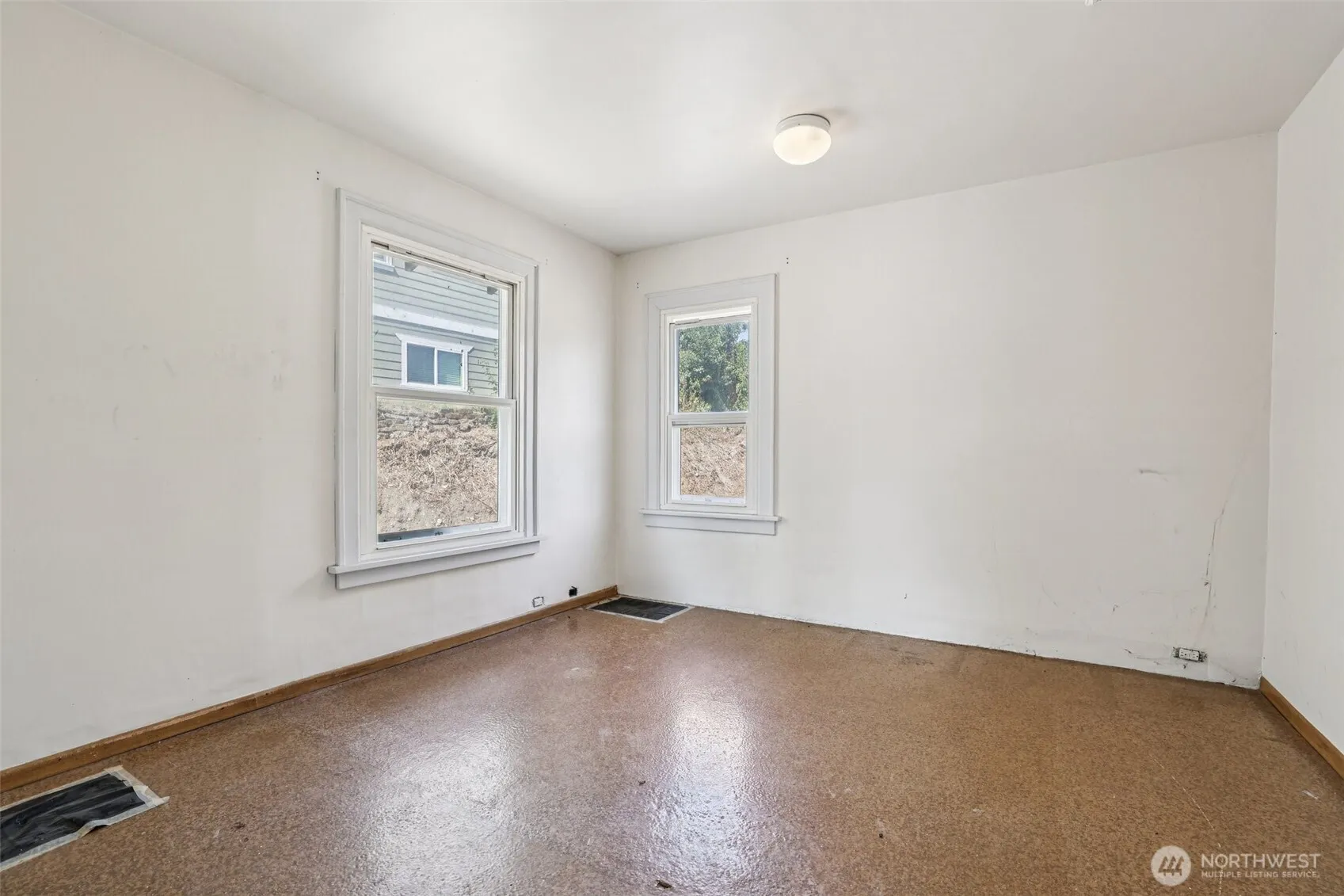 1234 S Director Street , Seattle, WA 98108