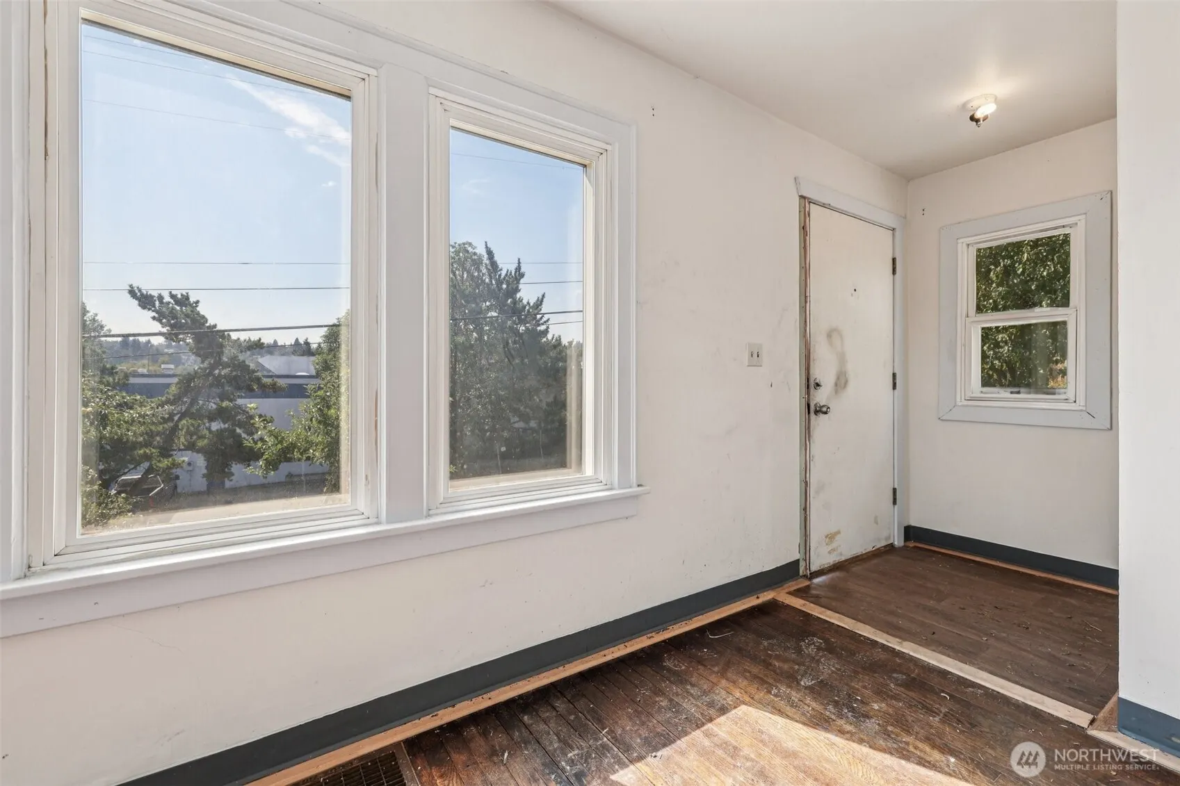 1234 S Director Street , Seattle, WA 98108