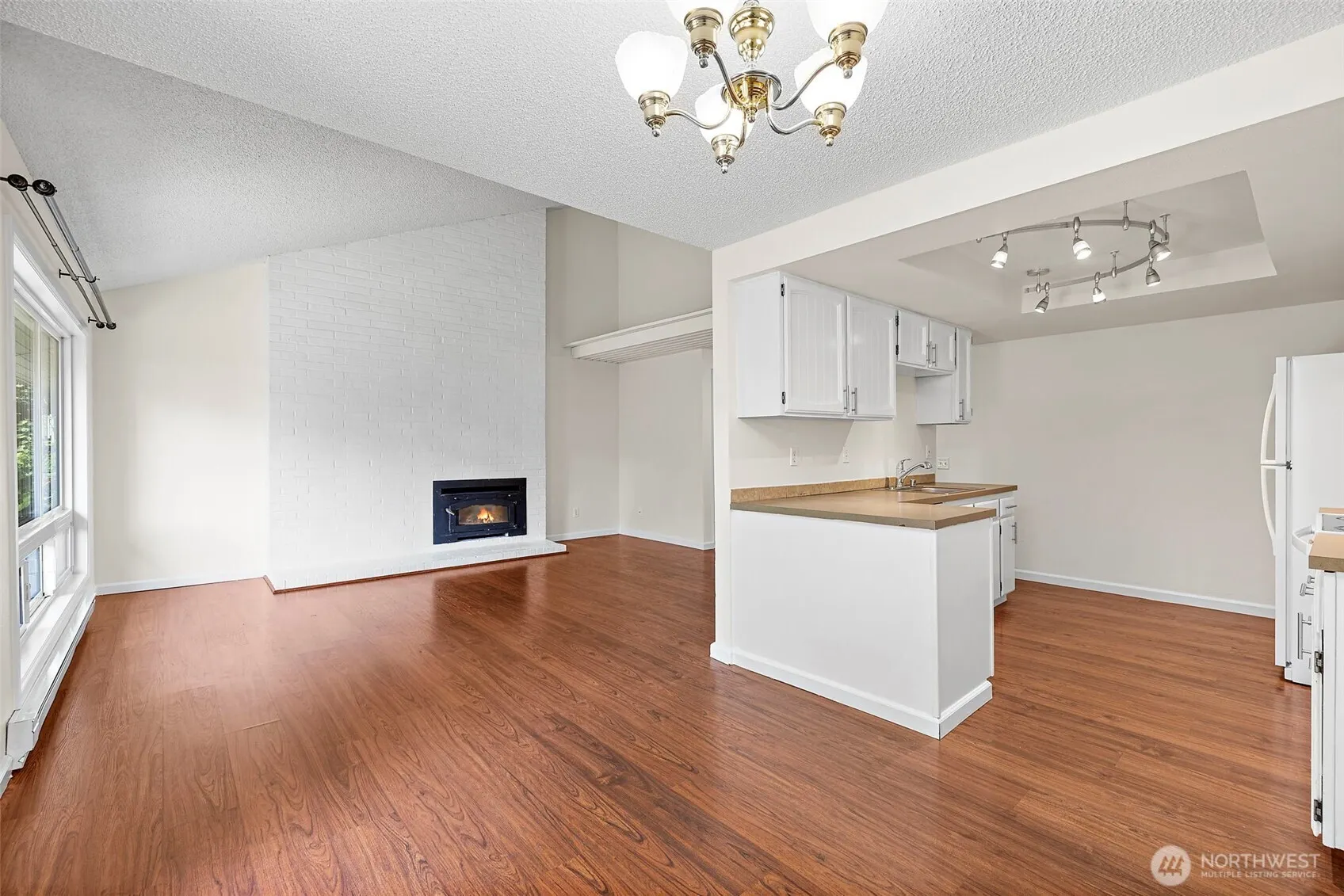 15208 NE 8th Street #C3, Bellevue, WA 98007