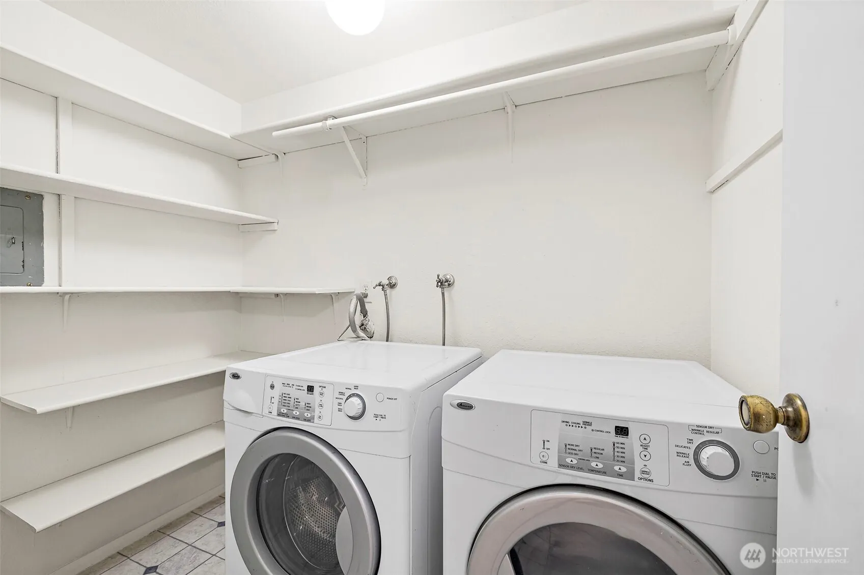 15208 NE 8th Street #C3, Bellevue, WA 98007