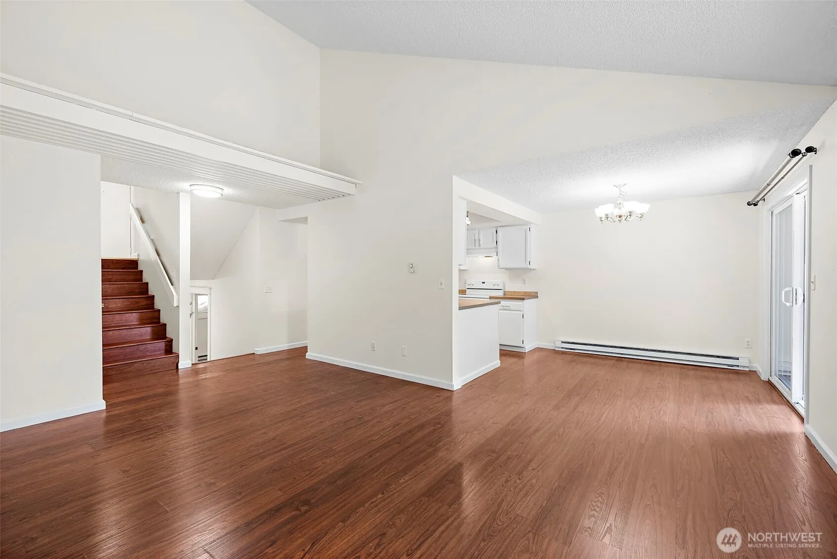 15208 NE 8th Street #C3, Bellevue, WA 98007