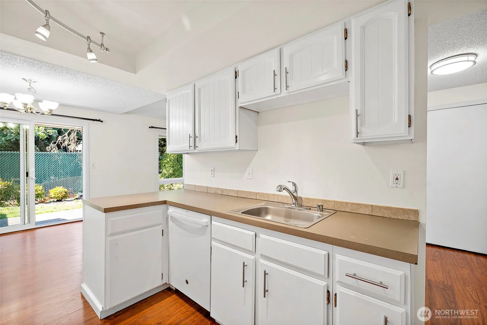 15208 NE 8th Street #C3, Bellevue, WA 98007