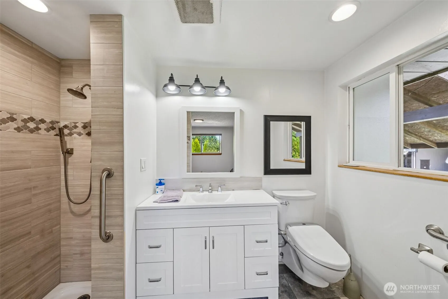 20317 196th Avenue SE, Renton, WA 98058-0571