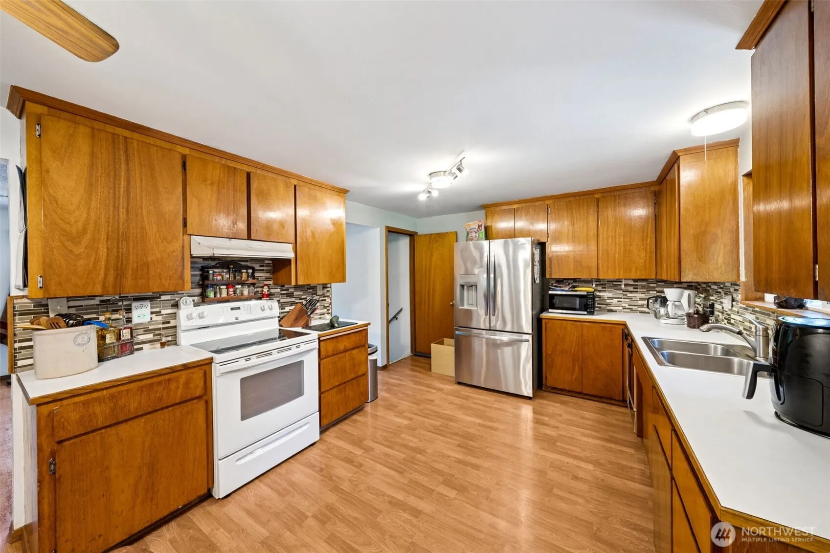20317 196th Avenue SE, Renton, WA 98058-0571