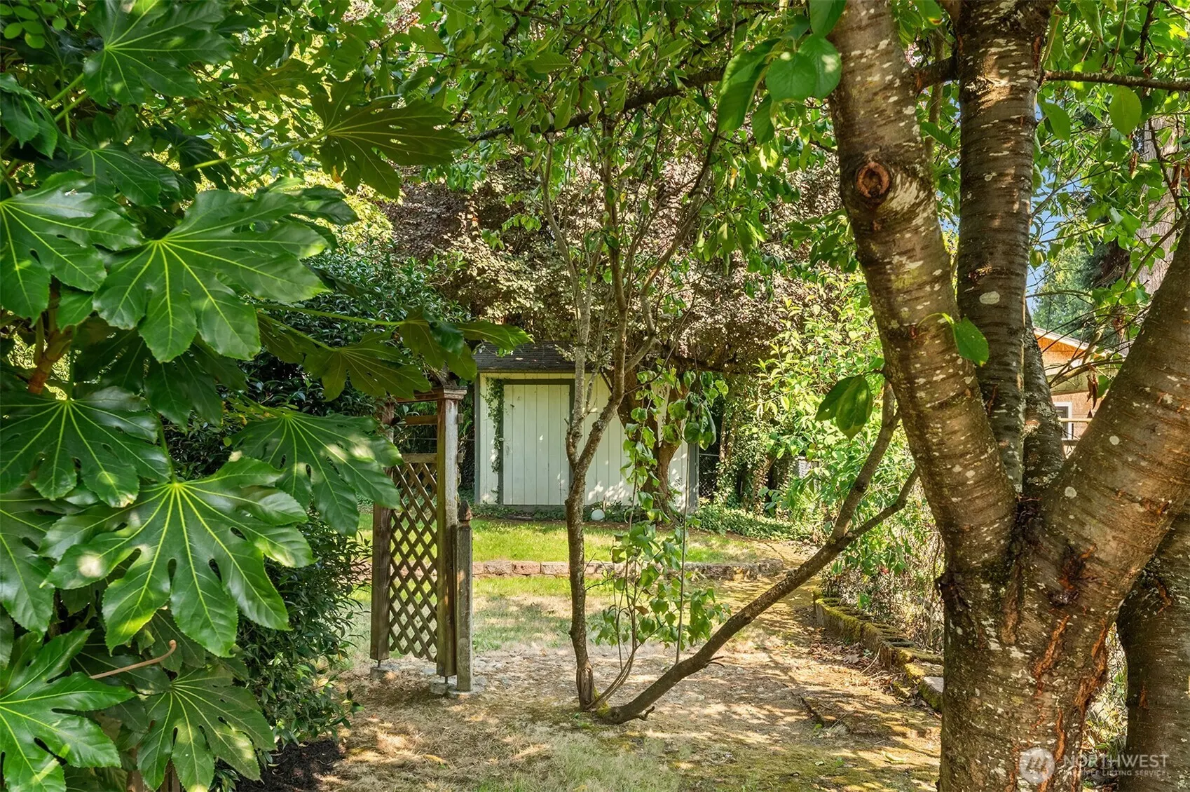 12828 110th Avenue NE, Kirkland, WA 98034