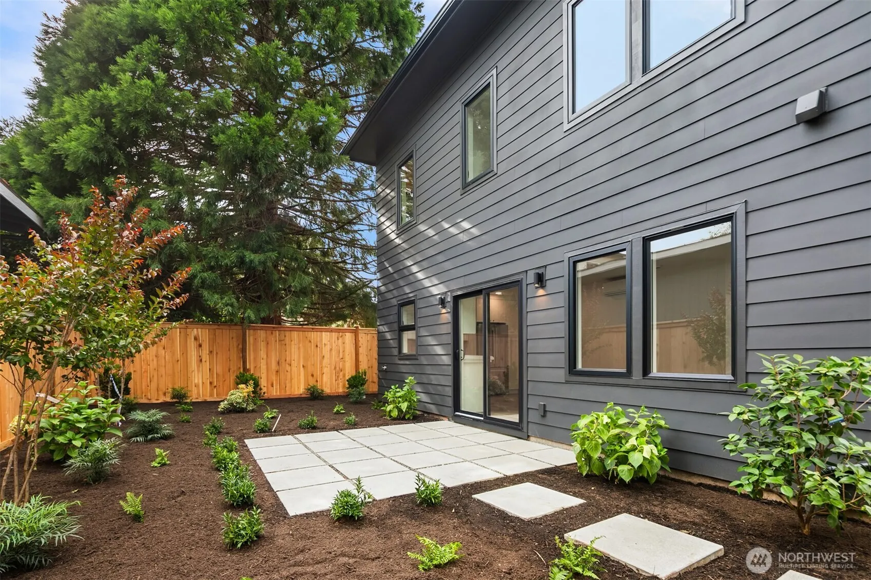 12717 Dayton Avenue N, Seattle, WA 98133