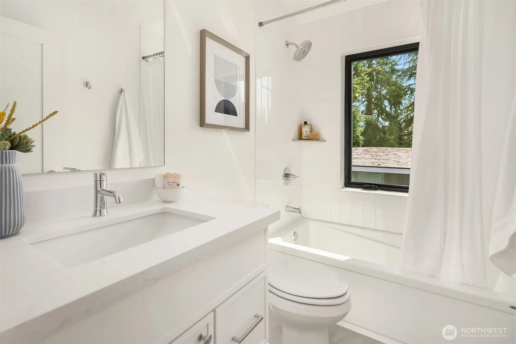 12717 Dayton Avenue N, Seattle, WA 98133