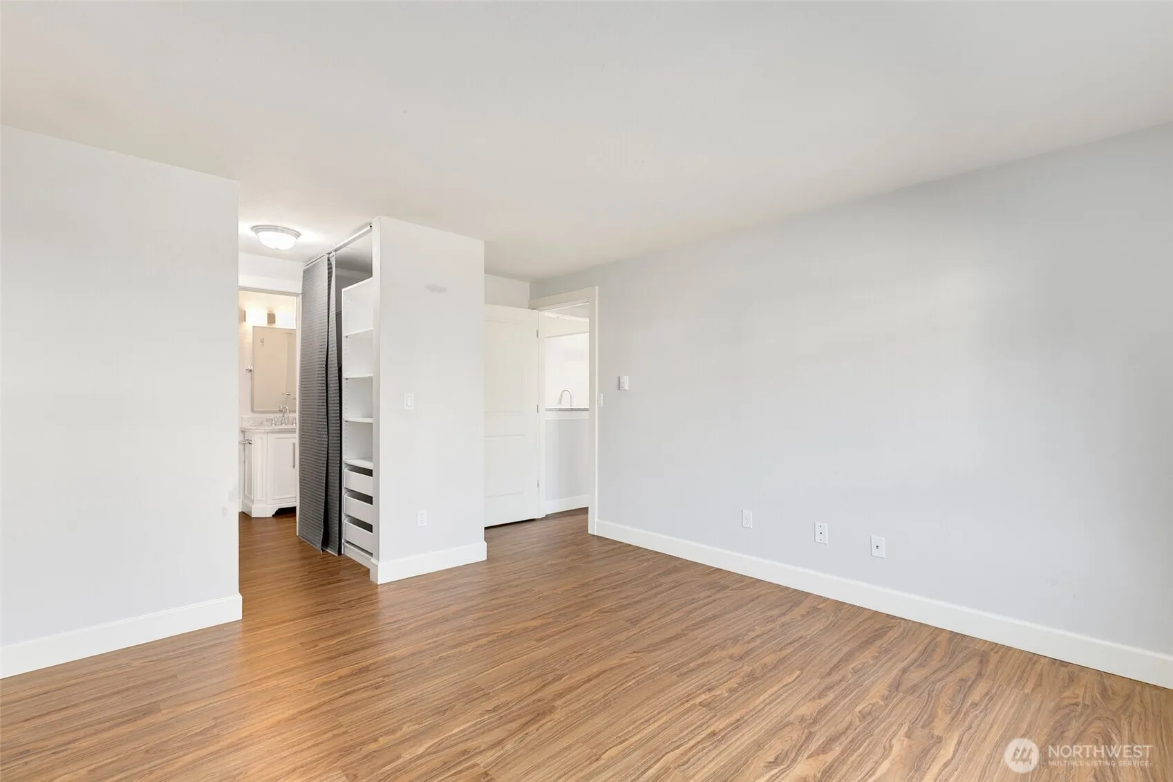 14200 NE 171st Street #G106, Woodinville, WA 98072-9271