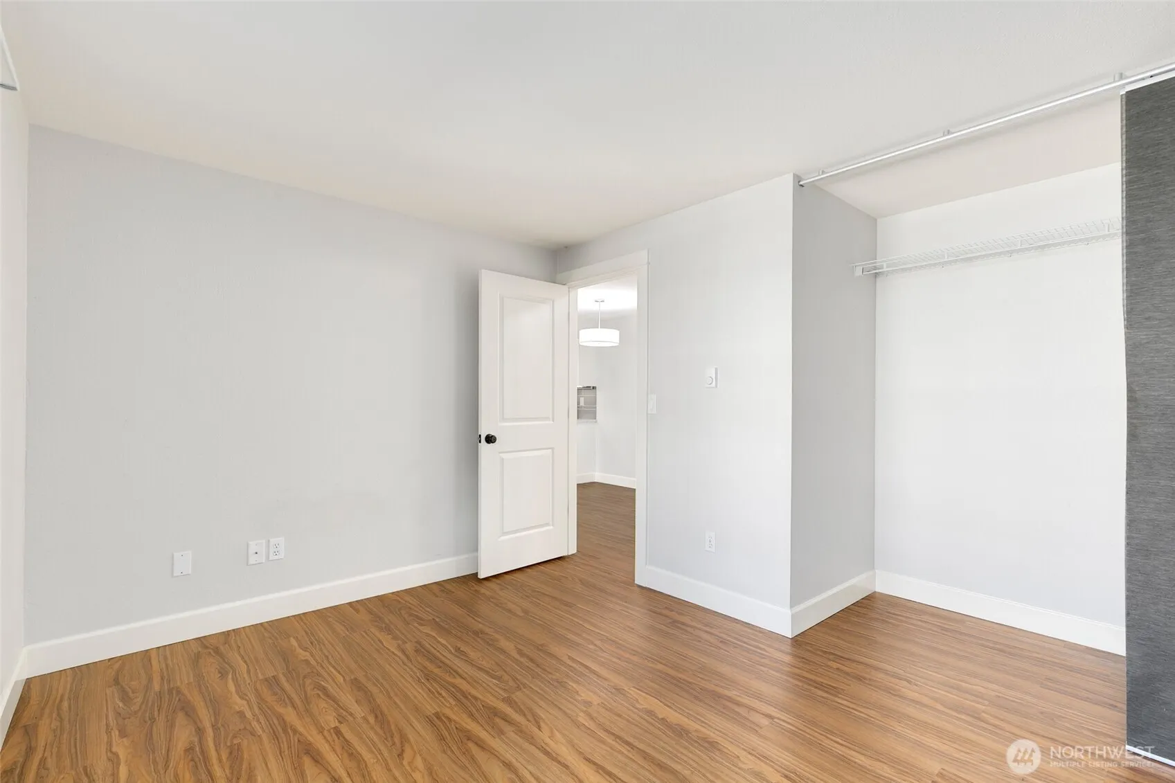 14200 NE 171st Street #G106, Woodinville, WA 98072-9271