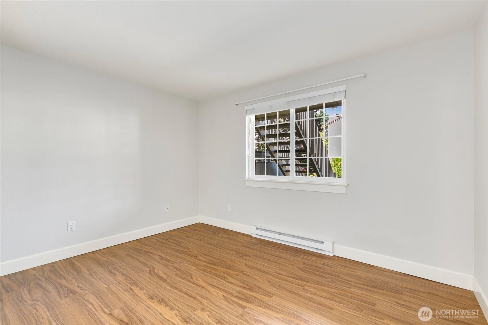 14200 NE 171st Street #G106, Woodinville, WA 98072-9271