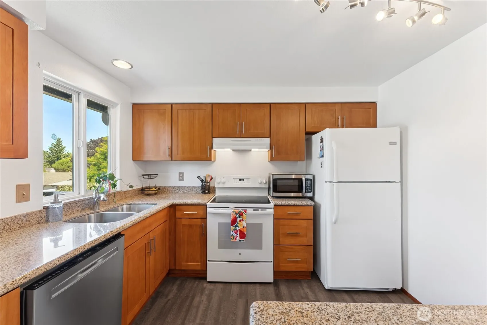 2402 SE 21st Street , Renton, WA 98055