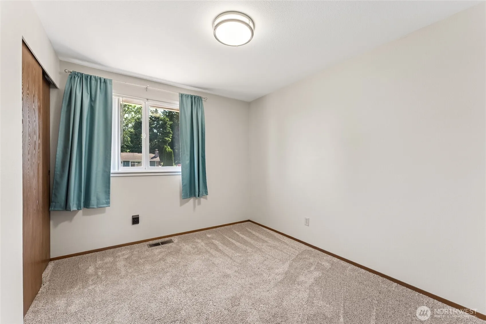 2402 SE 21st Street , Renton, WA 98055