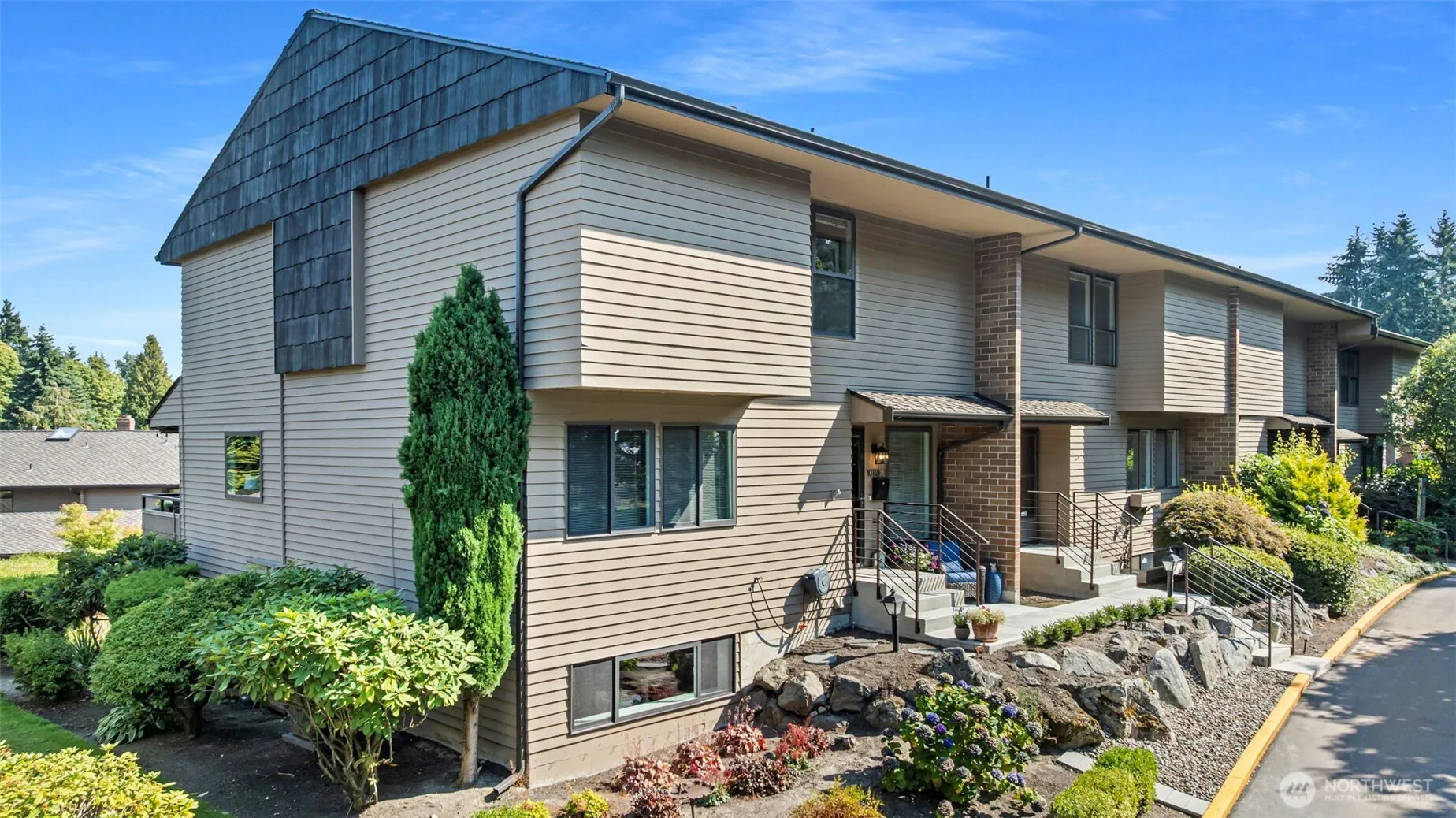 10749 Glen Acres Dr S S #10749, Seattle, WA 98168