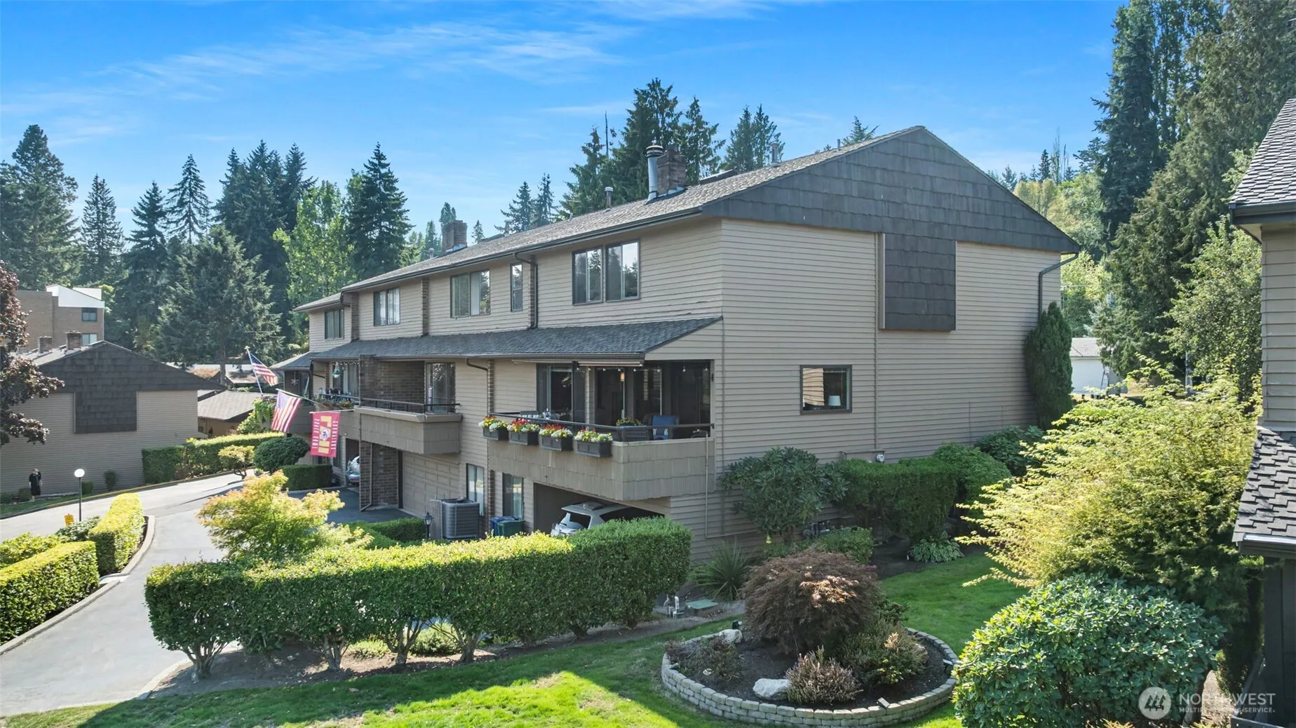 10749 Glen Acres Dr S S #10749, Seattle, WA 98168