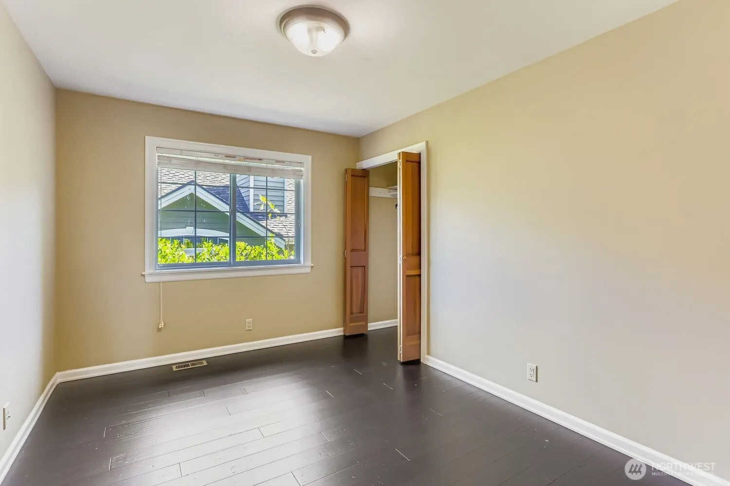 117 11th Avenue , Kirkland, WA 98033