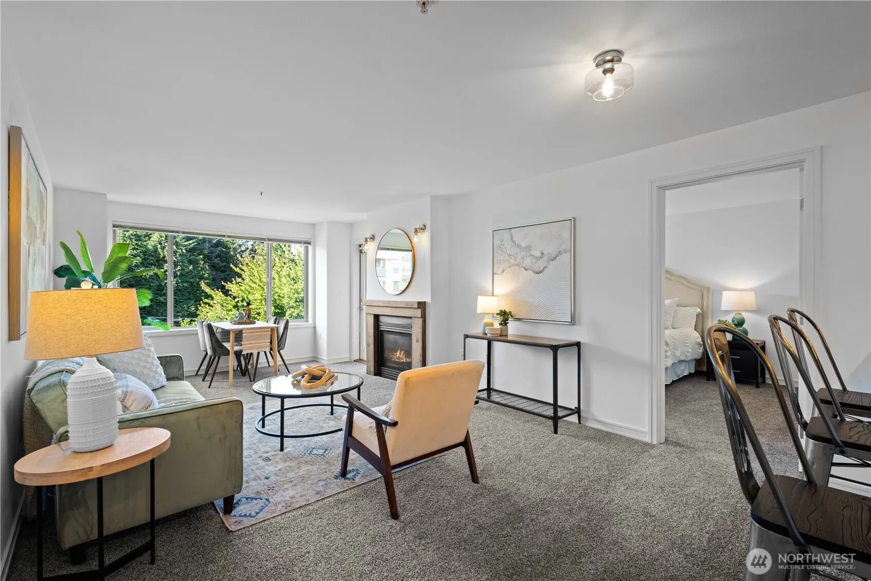 3121 W Government Way #302, Seattle, WA 98199