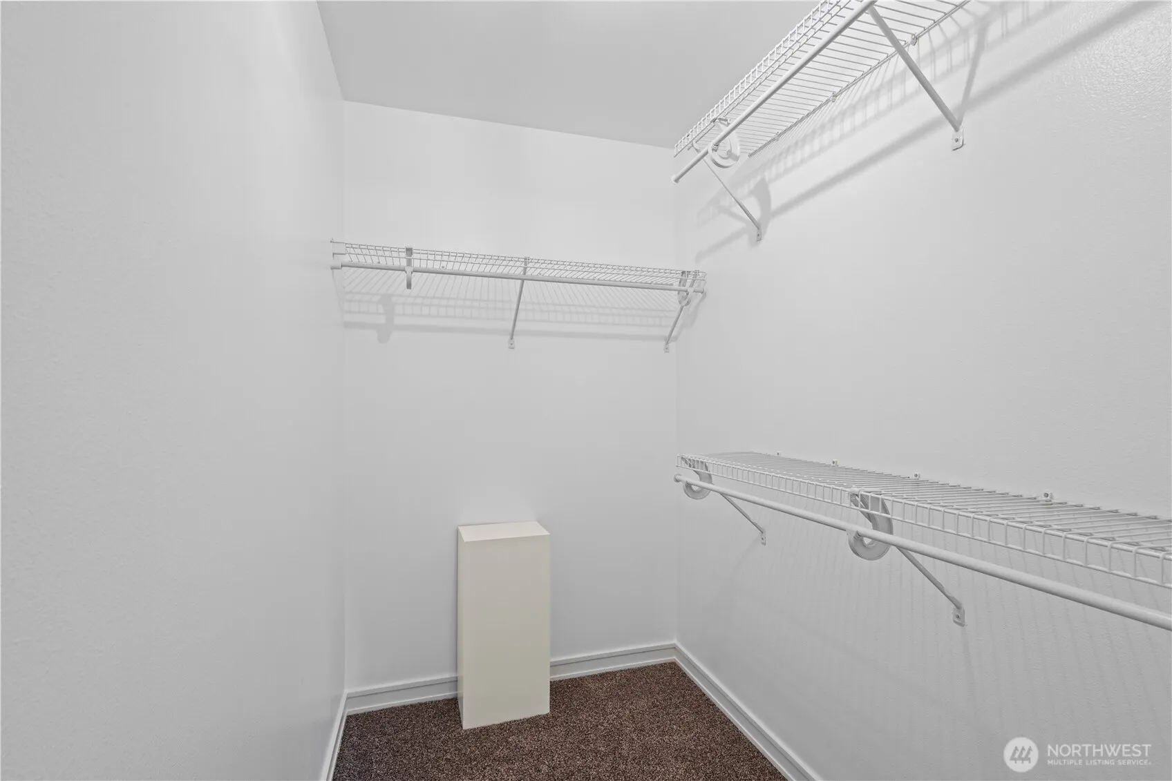 3121 W Government Way #302, Seattle, WA 98199