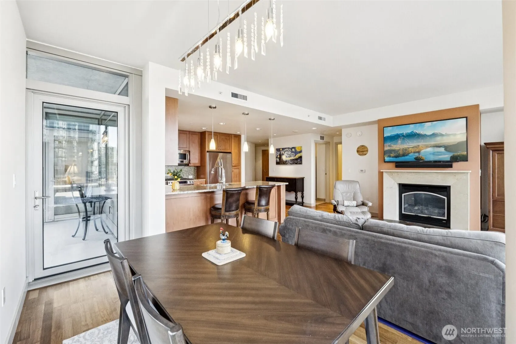 10650 NE 9th Place #1520, Bellevue, WA 98004