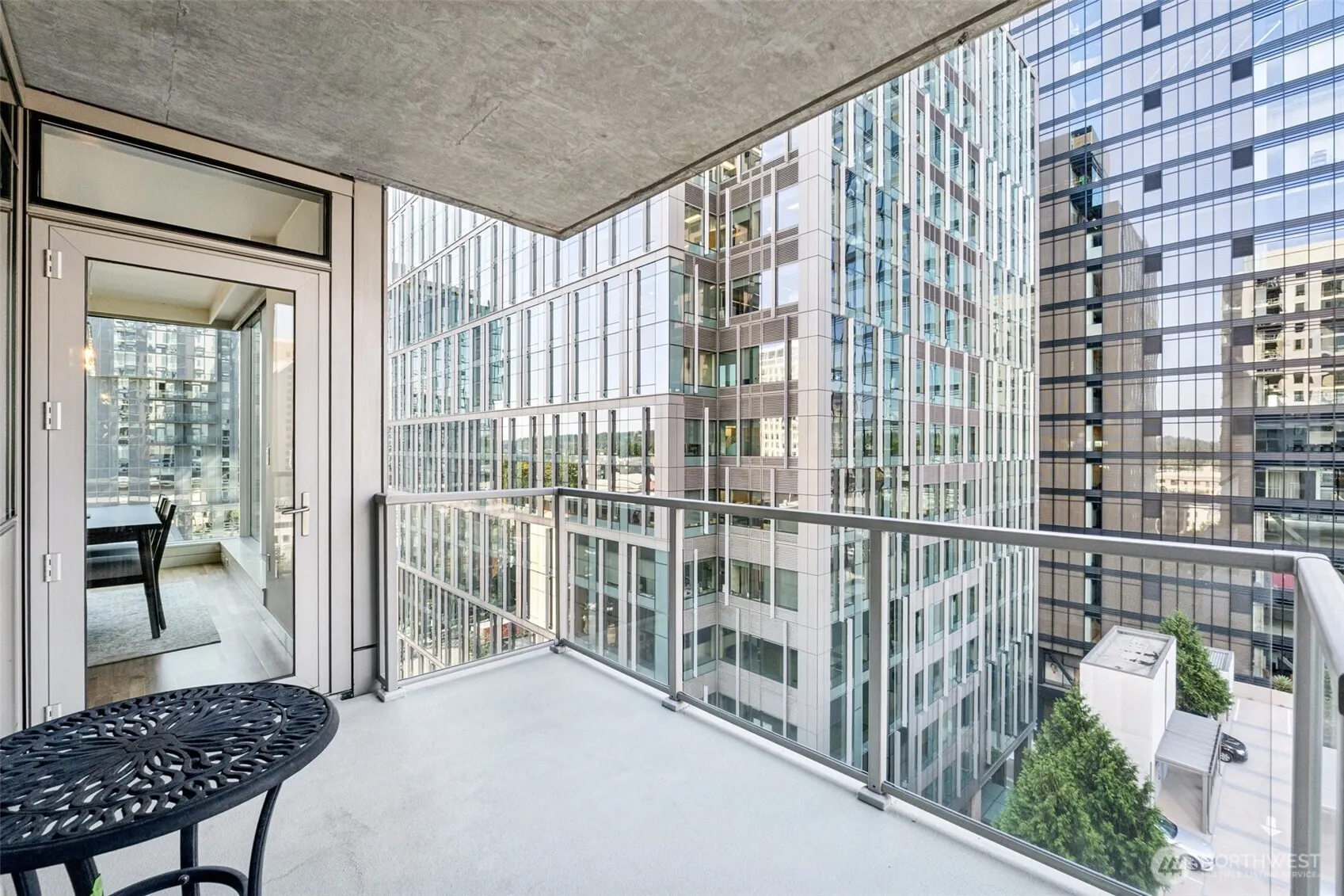 10650 NE 9th Place #1520, Bellevue, WA 98004